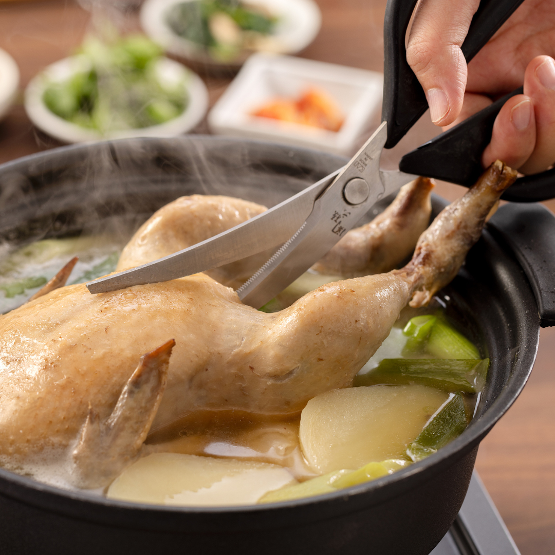【鶏を味わい尽くす】鶏一羽丸ごとタッカンマリ鍋セット